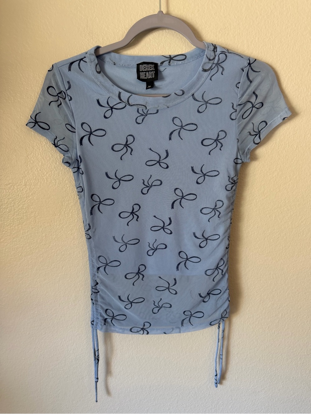 Derek Heart Light Blue Tee with Navy Bow Print